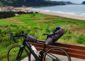 Mit dem Fahrrad an der baskischen Küste entlang